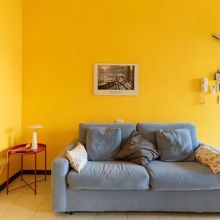 Guesthost - Piccola Bicocca Comfy Flat Διαμέρισμα *