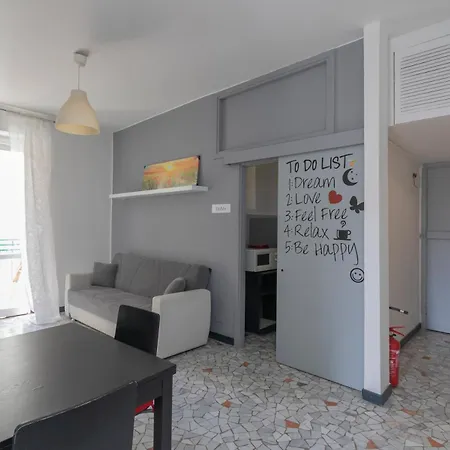 Xenia - 2rooms In Porta Ticinese 97 B Apartment