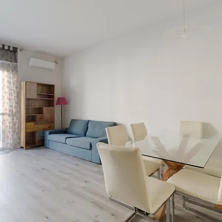 Lägenhet Guesthost - Lorenteggio Charming Flat *