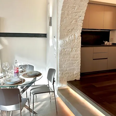 Elegant Design Loft For A Luxury Stay, M1 To Duomo דירה מילאנו