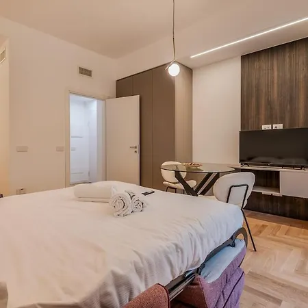 Apartment 1 From Metro-new Luxury Studio-pta Venezia 7 Mailand
