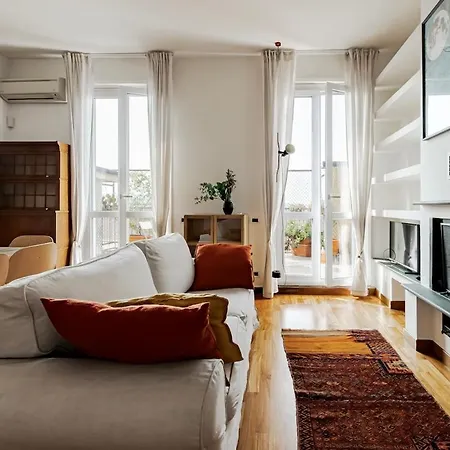 Apartment Center Rooftop With Terrace In Porta Romana *