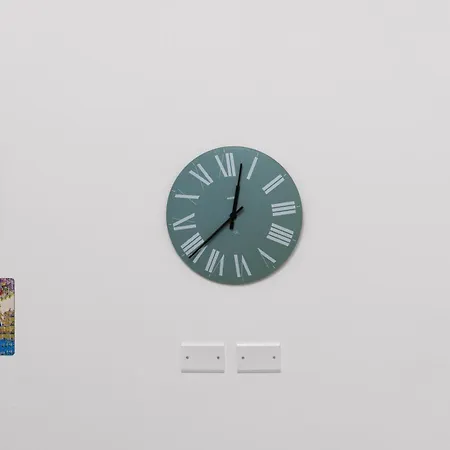 Station In 15 Min, Charming