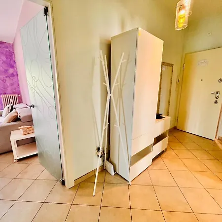 Thecolorfulhouse Navigli Centre Olympic * Milano