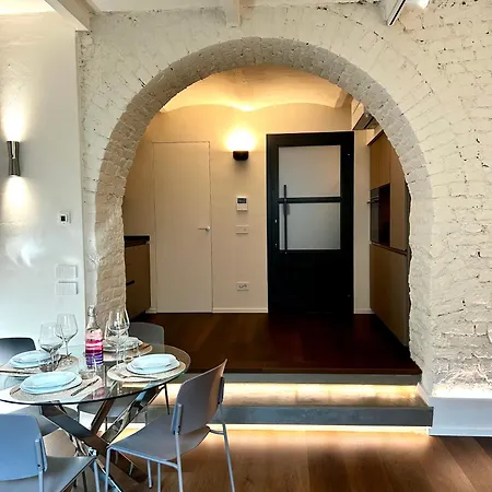 Elegant Design Loft For A Luxury Stay, M1 To Duomo דירה *