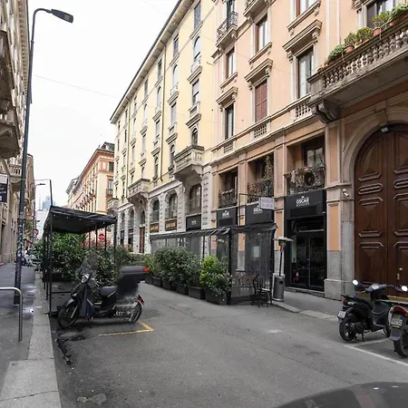 Chic In Cental Apartament *