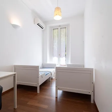 Appartement Luxury - Pergolesi 24 *