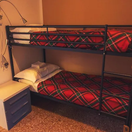 Ostellolinda Hostel *