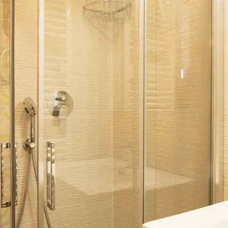 ゲストハウス 71 4*