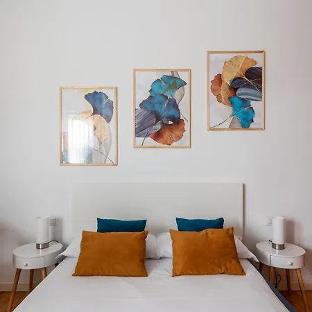 Con Terrazzo Sui Tetti Milanesi Appartement Milaan