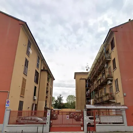 Locami Niguarda Apartament *