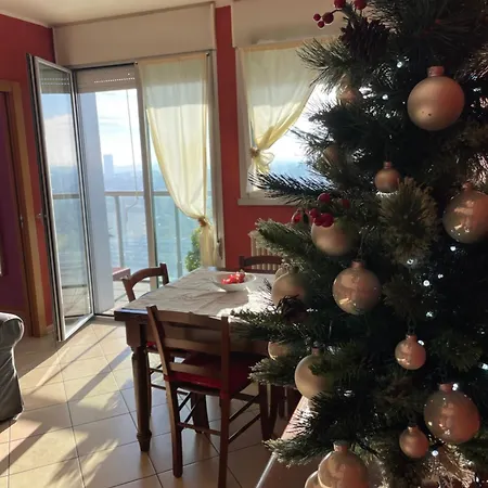Skyline15-elegant Panoramic Apartment-metro M1- Only 20 Minutes From Cathedral Nyaraló