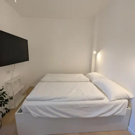 Luxury - Zen Urban Retreat Милан