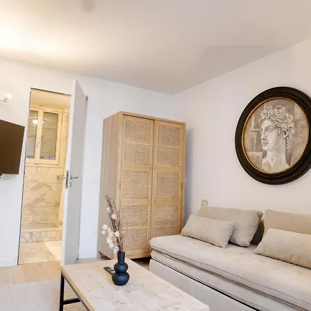 San Babila Elegant Duplex - Design District 米兰