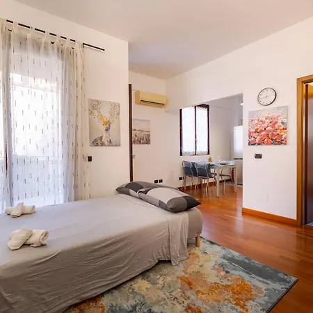 Apartamento Trilocale Spazioso E Accogliente L 7 Ospiti I 2 Bagni I Box Incluso I A Niguarda *