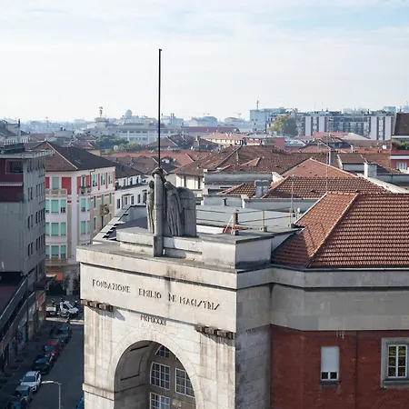 Luca Darsena Viale Papiniano Daire Milano