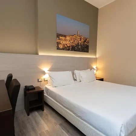 Hotel Garibaldi Palace Milão