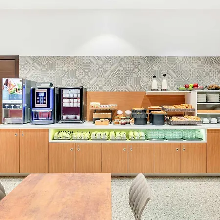 B＆b サン シーロ 3*