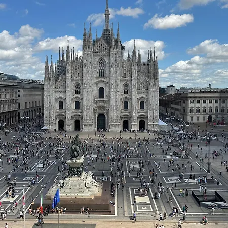 Flat In Duomo Daire *