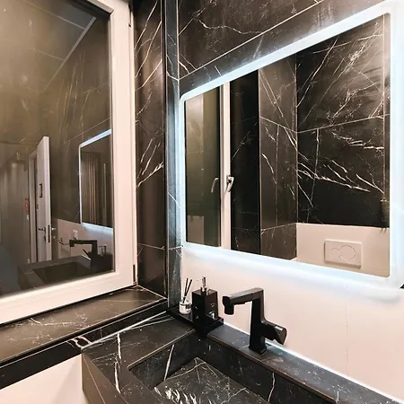 Sakura فندق مبيت وإفطار ميلان