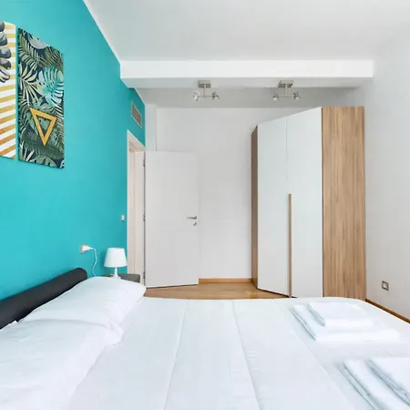 Zen Island- Isola Milano near Garibaldi FS Milano