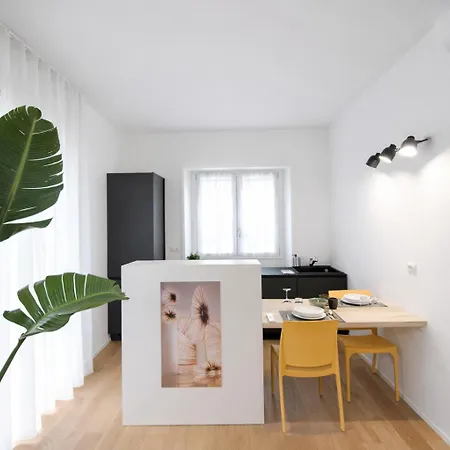 Milanrentals - Sacco * Milano