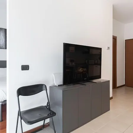 Apartament Italianway Easy - Zuretti 32 *