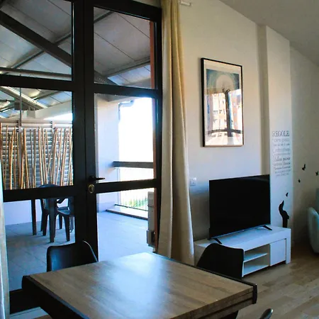 Nuovo Loft Con Terrazza, M2, Navigli, Ieo, Humanitas, Assago Skating Arena Lejlighed