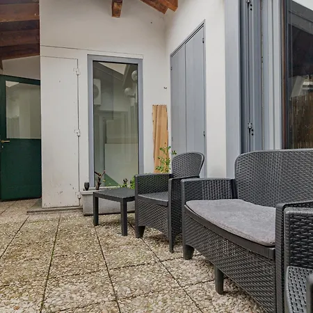 Apartament Mansarda In Piazza Duomo