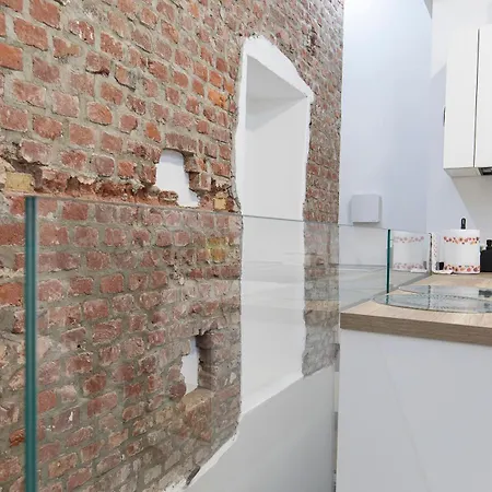 La Vecchia Milano-les Nubles Vannucci - Il Ballatoio E Il Cortile 아파트