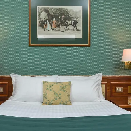 Leonardo Center 4* Milán