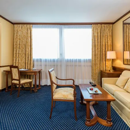 Leonardo Center 4* Milán