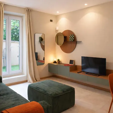 Ampio Trilocale 5 Posti Letto, 2 Bagni - M4 Dateo * Milan