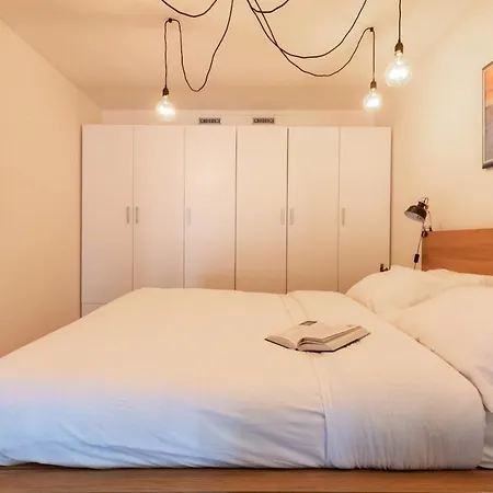 Host4u - La Scala At Palazzo Dell'orso In Center Apartment *