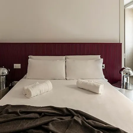 Quiet Luxury Retreat Design & Comfort Al Duomo Appartamento Milano