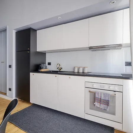 Just Urban Stays - Chic & Stylish Apt In City Center - 1 Min M2 Metro Appartement Milaan