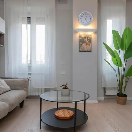 M1 M5 Beautiful In The S Siro Area מילאנו