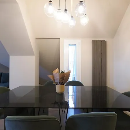 Duomo Luxury Xi *