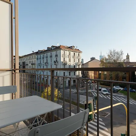 Apartman Isola - Menabrea - Moderno Trilocale Di Design Milánó