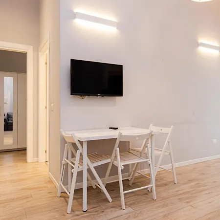 Repubblica Flat * Milano