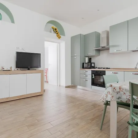 Apartman Guesthost - Grey & Flat Milánó