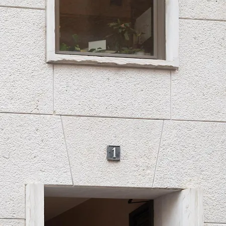 Elegante E Raffinato Bilocale B In Piazza Affari 아파트 밀라노