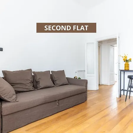 Duomo 7 Min - Two Independent Flats With Parking Apartment *
