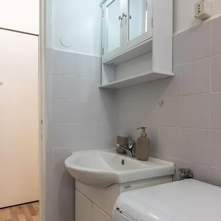 Apartmán Monolocale Ripamonti 193 *