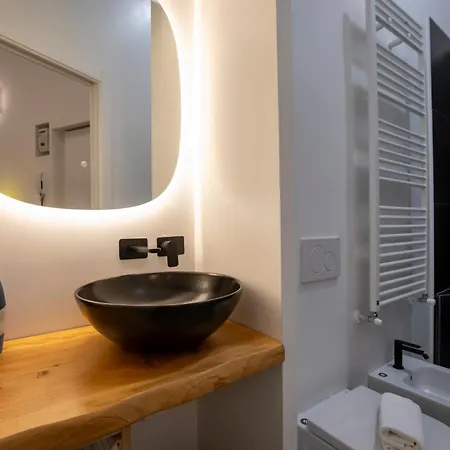 Casa Giacosa - Metro M1 Pasteur - 10Min To Duomo Apartmán Milán