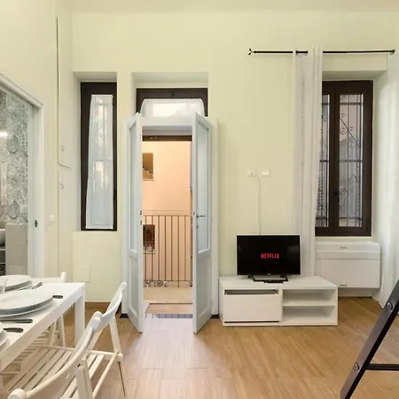 Apartman Naviglio Grande - Sui Navigli Corte Storica *