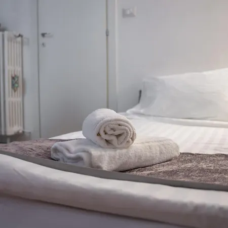 Arco Della Pace-sempione Cozy Loft 3 Pax Ac Wifi 公寓 *