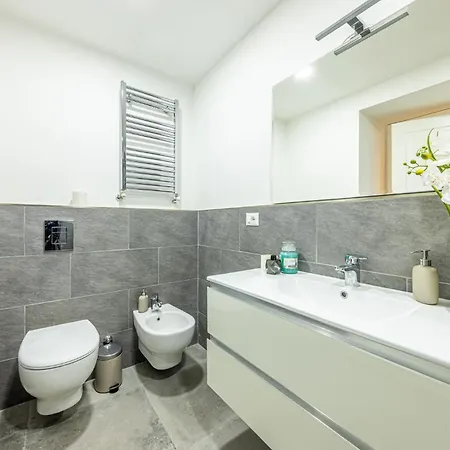 Colonna Lovely Loft - 10 Min Duomo - Buonarroti M1 Διαμέρισμα