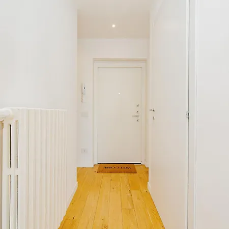 Apartment Bnbest San Siro 4 Pax *