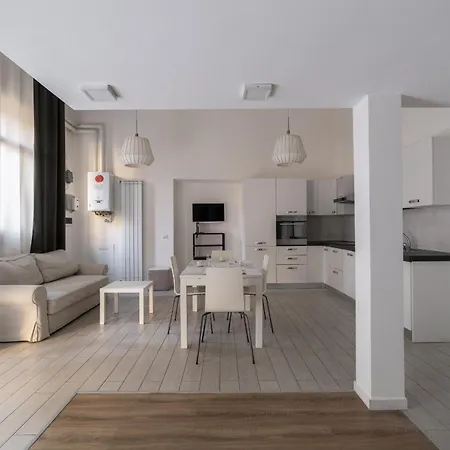 Spazioso Loft In Col Di Lana Διαμέρισμα Μιλάνο